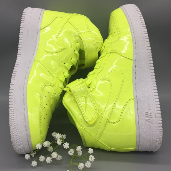 Nike Air Force 1 Mid UV Men's 'Volt' Sneakers - Picture 5 of 8